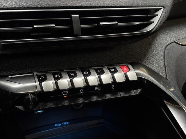 Peugeot 3008 1.2 PureTech GT-Line Automaat (PANORAMADAK, APPLE CARPLAY, 360 CAMERA, LEDER, KEYLESS, GETINT GLAS, ELEK ACHTERKLEP, SFEERVERLICHTING, NIEUWSTAAT)