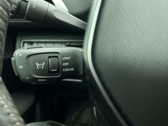 Peugeot 3008 1.2 PureTech Active Pack Business | Stoelpakket | Navi |