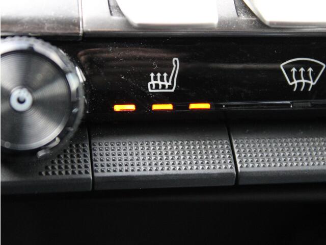 Peugeot 3008 1.2 PT 130 Allure | Automaat | Camera / Navi / Climate / Stoelverwarming