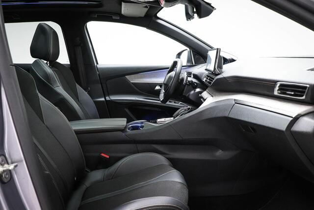 Peugeot 3008 1.6 HYbrid4 300 GT | PANORAMADAK | SFEERVERLICHTING | DAB | APPLE | 360 CAMERA