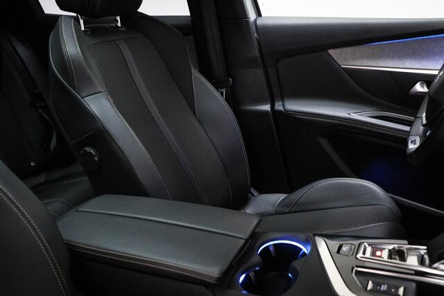 Peugeot 3008 1.6 HYbrid4 300 GT | PANORAMADAK | SFEERVERLICHTING | DAB | APPLE | 360 CAMERA