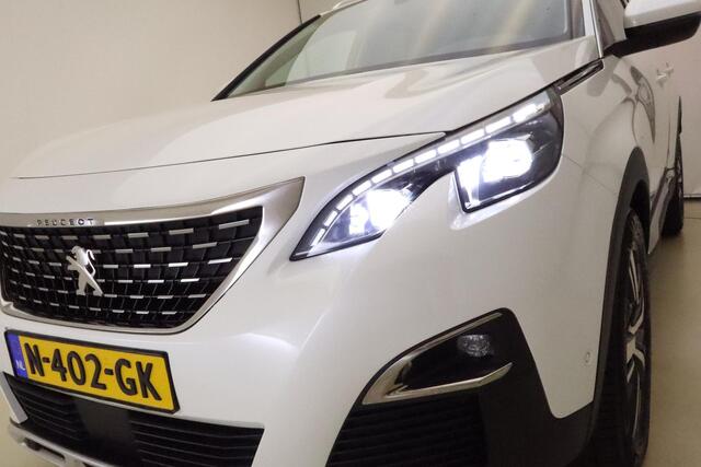 Peugeot 3008 1.2 PureTech Crossway 130 PK | Navigatie | Camera | Climate contro| Keyless | Lichtmetalen velgen | Extra getint glas | Cruise control