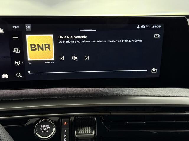 Peugeot 3008 1.2 Hybrid 145 GT Camera, Led, Half leder, Navi, Apple carplay, Rijstrook correctie, Cruise control, Keyless start, 2 jaar garantie