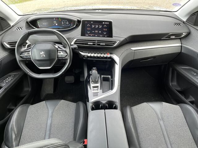 Peugeot 3008 1.2 PureTech Allure 130PK / Automaat / Stoelverw. / Apple Carplay - Android Auto / Blind spot warning / LMV /