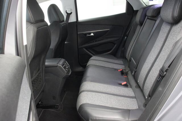 Peugeot 3008 1.2 PureTech Premiere - Digitaal Cockpit, Carplay, Camera, Half Leer, Trekhaak