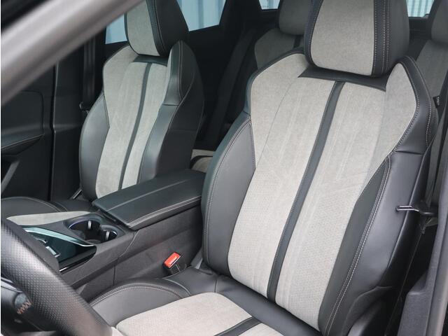 Peugeot 3008 GT 1.6 PHEV HYbrid 225pk e-EAT8 | AUTOMAAT | NAVI | SCHUIF/KANTELDAK | BLACK PACK | STOELVERW. | CAMERA | MASSAGE STOELEN |