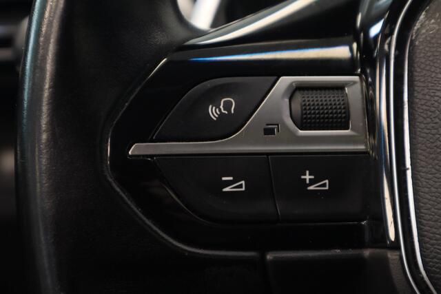 Peugeot 3008 1.2 PureTech GT Line Cruise/Climate Pano Automaat