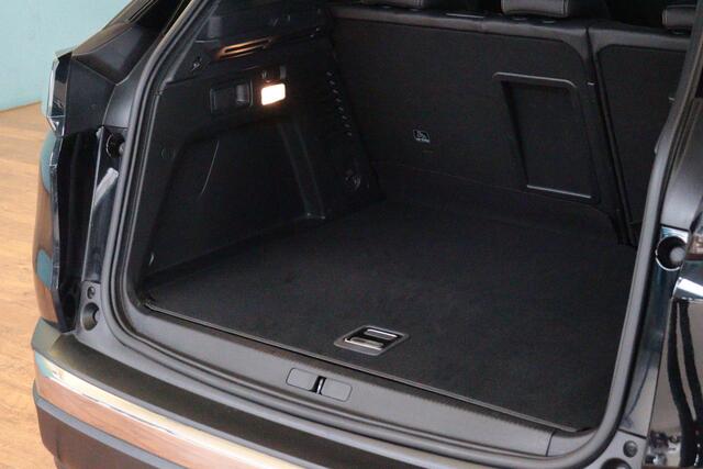 Peugeot 3008 1.6 HYbrid 225 GT | NAVI / APPCONNECT | CAMERA + PDC | ADAP CRUISE | SCHUIF / KANTELDAK | LANE-ASSIST / WARNING |