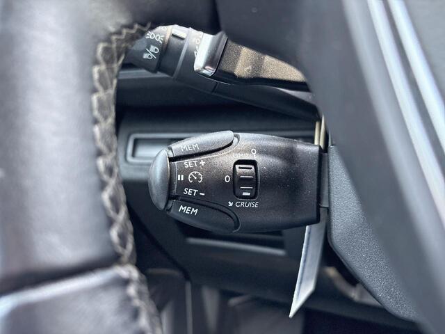 Peugeot 3008 1.5 BlueHDi 130pk LEDER NAVIGATIE LMV TREKHAAK