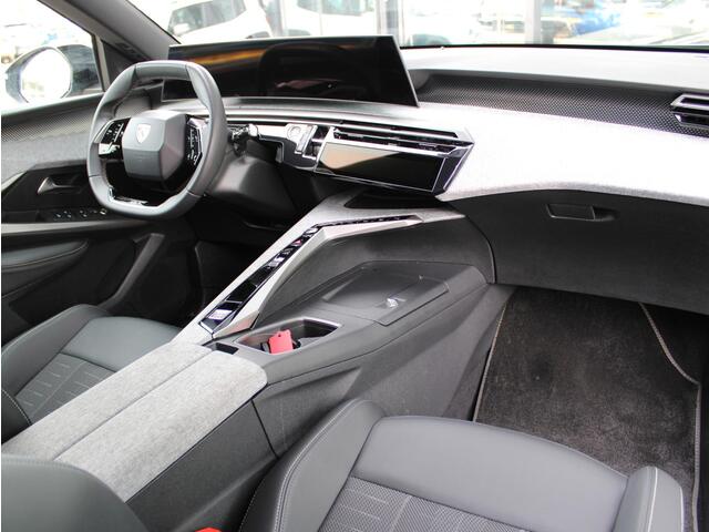 Peugeot 3008 1.2 Hybrid 145 GT Automaat | Navi / Camera / Climate