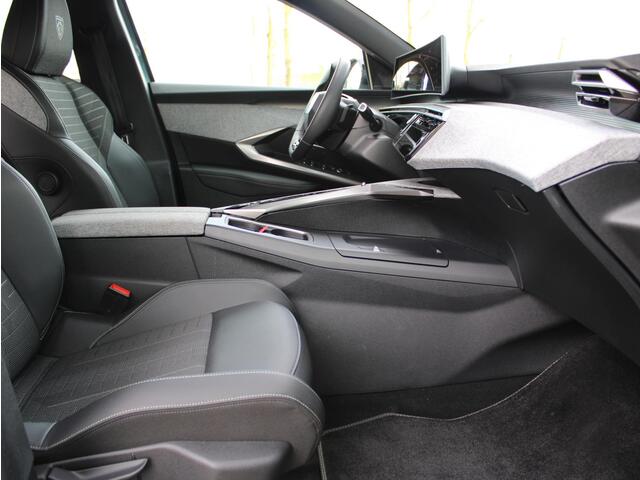 Peugeot 3008 1.2 Hybrid 145 GT Automaat | Navi / Camera / Climate