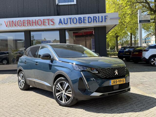 Peugeot 3008 1.6 Plug in Hybride 225 Pk * Automaat * Luxe Allure * * Navigatie * Dodehoek Sensoren * Achteruitrij Camera * Keyless Start * Laadstekker 220 V * 1/2 Lederen Interieur * Vingerhoets; Vierde Generatie Eersteklas Service. Al meer dan 100 jaar een begrip in