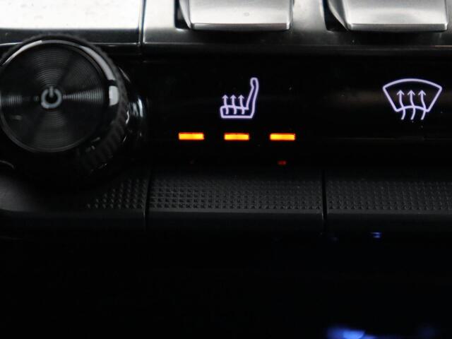 Peugeot 3008 1.6 HYbrid 225 GT | SOH 91,2% | Panoramadak | Leder | Stoelverwarming | 360 Camera | Massage | Adaptive cruise | Focal Sound | Carplay | Keyless | Full LED | Navigatie | PHEV | Plug In