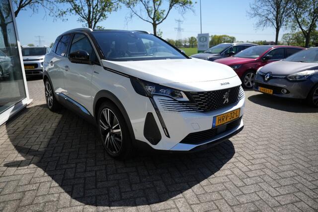 Peugeot 3008 1.6 HYBRID4 300 GT- Pano, Camera,Carplay All in prijs