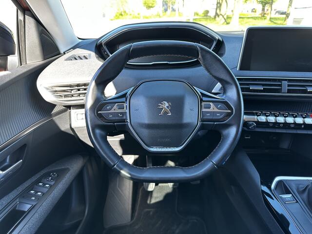 Peugeot 3008 1.2 PureTech Blue Lease Executive |CARPLAY|CLIMA|TREKHAAK|CAMERA|LM VELGEN 17''
