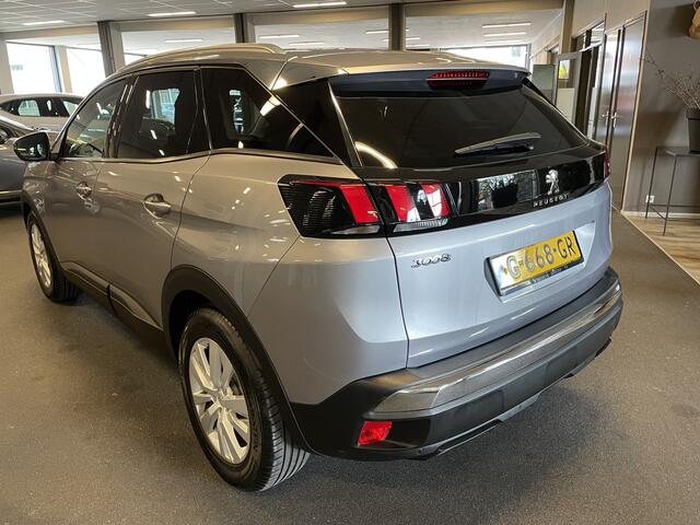 Peugeot 3008 1.2 PureTech Bleu Lease Executive 130 pk Navigatie-Keyless Entry/start-Achteruitrijcamera-Afneembare trekhaak