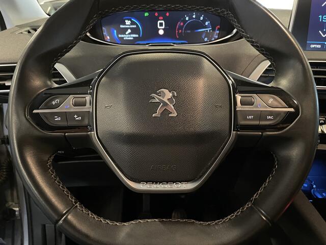 Peugeot 3008 1.2 PureTech Bleu Lease Executive 130 pk Navigatie-Keyless Entry/start-Achteruitrijcamera-Afneembare trekhaak