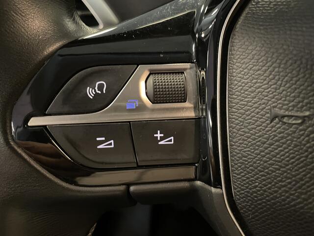 Peugeot 3008 1.2 PureTech Bleu Lease Executive 130 pk Navigatie-Keyless Entry/start-Achteruitrijcamera-Afneembare trekhaak
