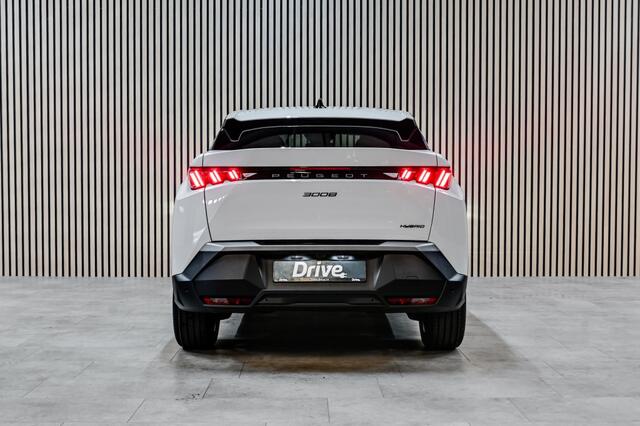 Peugeot 3008 1.2 Hybrid 145pk Allure | PANORAMIC NAVI | DRIVE ASSIST PAKKET |