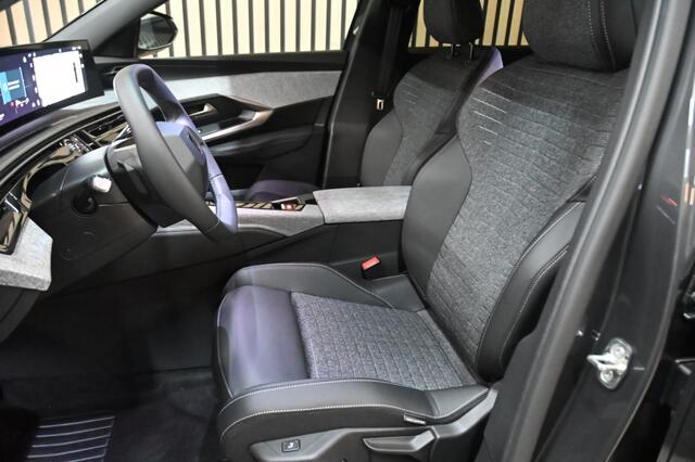 Peugeot 3008 1.2 Hybrid 145pk Allure | PANORAMIC NAVI | DRIVE ASSIST PAKKET |