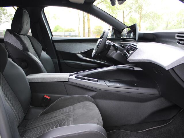Peugeot 3008 1.2 Hybrid 136 GT Automaat | Navi / Camera / Climate