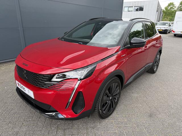 Peugeot 3008 300pk HYbrid4 GT (Elektrisch schuifdak - Elektrische Klep - Focal Electra - NightVision - Leder incl verwarming/massage/geheugen - Black Pack - Adaptieve Cruise Controle - 360gr Camera)