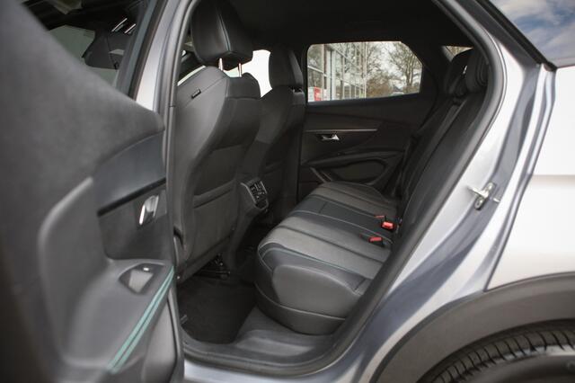 Peugeot 3008 Hybrid | BTW | 180 PK | Adaptieve Cruise Control | Navigatie |