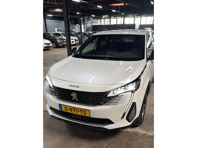 Peugeot 3008 BWJ 2023 | 1.6 HYbrid 225PK Allure Pack Bus | TREKHAAK | 18'' LMV | CARPLAY | CAMERA A | CLIMA | NAVI | LEDER/STOF |