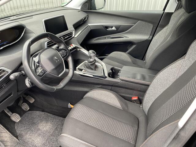 Peugeot 3008 1.2 PureTech Blue Lease Executive Clima, CarPlay, CC, Navi, PDC, LM, Trekh, - Inruil Mogelijk -