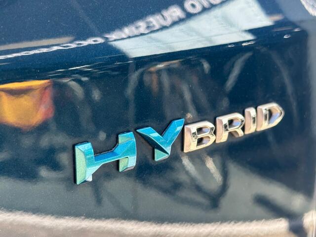 Peugeot 3008 1.6 HYBRID ALLURE