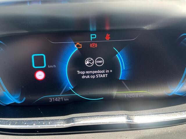 Peugeot 3008 1.6 HYBRID ALLURE