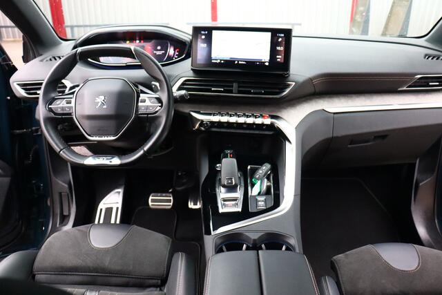 Peugeot 3008 1.2 PureTech GT O.a: Afn. trekhaak, Alcantara, Focal, ACC, Clima, Etc. All-in prijs!