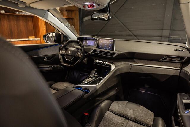 Peugeot 3008 1.2 PureTech Blue Lease Premium Avantage | Schuifdak | Memory Seats