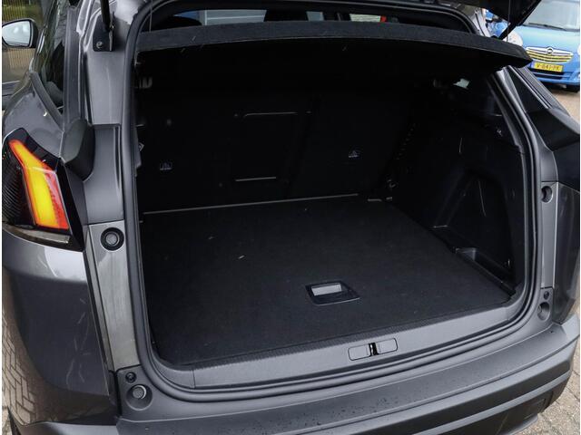 Peugeot 3008 1.2 PureTech Active Pack Business | Stoelverwarming | Navigatie via Carplay
