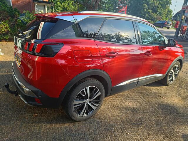 Peugeot 3008 1.2 PureTech Allure //Glazen schuif/kanteldak//Afn.Trekhaak//Electr.bed.achterklep//Camera