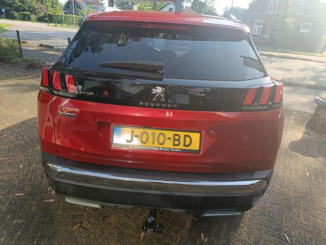 Peugeot 3008 1.2 PureTech Allure //Glazen schuif/kanteldak//Afn.Trekhaak//Electr.bed.achterklep//Camera