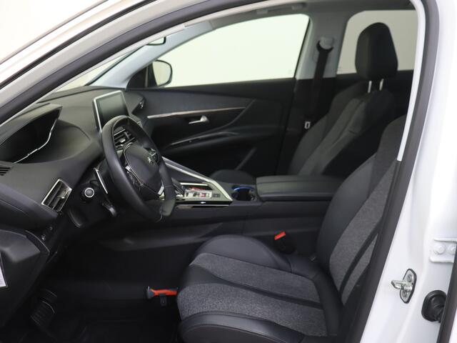 Peugeot 3008 1.2 PureTech Blue Lease Premium Avantage YP