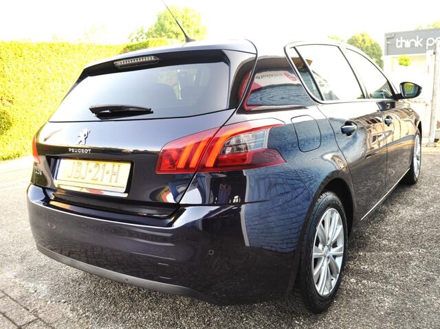 Peugeot 308 1.2 T style nav pdc+cam egtg