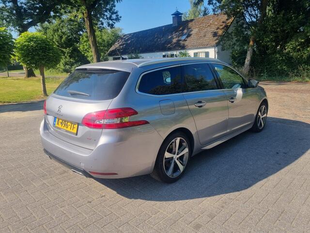Peugeot 308 Puretech 130 GT Line Pano