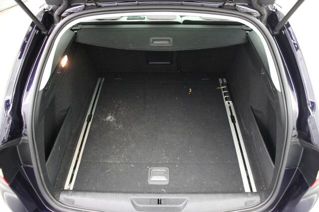 Peugeot 308 SW 1.2 PureTech Premium - Carplay, Cruise, Panorama