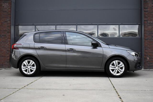 Peugeot 308 1.2 PureTech Blue Lease Executive Avantage Nieuwe DB.Riem - Pano - Trekhaak