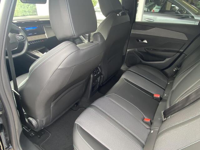 Peugeot 308 SW 1.6 Plug-in Hybrid 180 Allure Avantage | NIEUW | 360 graden camera | 7,4kw Boordlader | AGR Comfortstoel | Navi | Keyless | Stoelverwarming