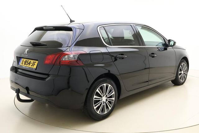 Peugeot 308 1.2 PureTech Blue Lease Allure 110pk | Navigatie | Massagestoel | Trekheaak | Climate Control | Cruise Control | Camera | Stoelverwarming | Keyless Start