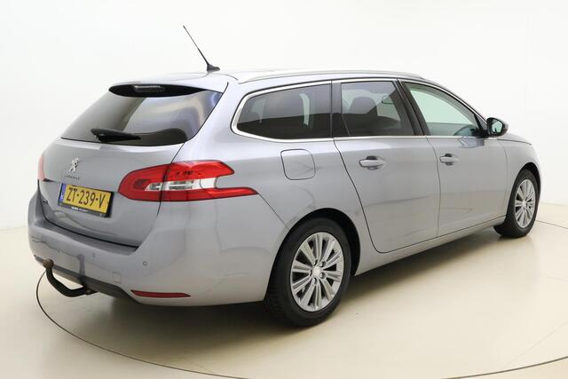 Peugeot 308 SW 1.2 PureTech 130pk Blue Lease Premium | Automaat | Panoramadak | Trekhaak | Adaptieve Cruise Control | Comfort stoelen | Parkeersenrsoren rondom met camera
