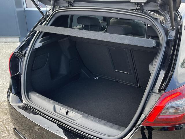 Peugeot 308 1.2 PureTech GT-Line Automaat - Navigatie - Panoramadak - Trekhaak
