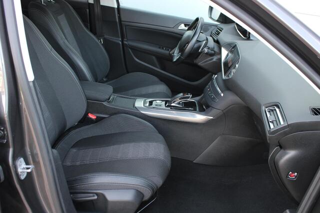 Peugeot 308 1.2 PureTech 130pk Allure Pack Automaat Airco Navi Camera Zeer mooi