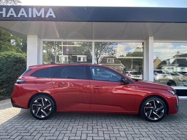 Peugeot 308 SW 1.2T 130pk Allure Pack Business | Keyless Entry | Achteruitrijcamera | Navigatie | Adaptieve Cruise Control | Draadloos telefoonlader | Lichtmetalen velgen | Privacy Glass