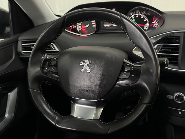 Peugeot 308 SW 1.2 PureTech Blue Lease Executive PANO 2X-PDC TREKHAAK LMV