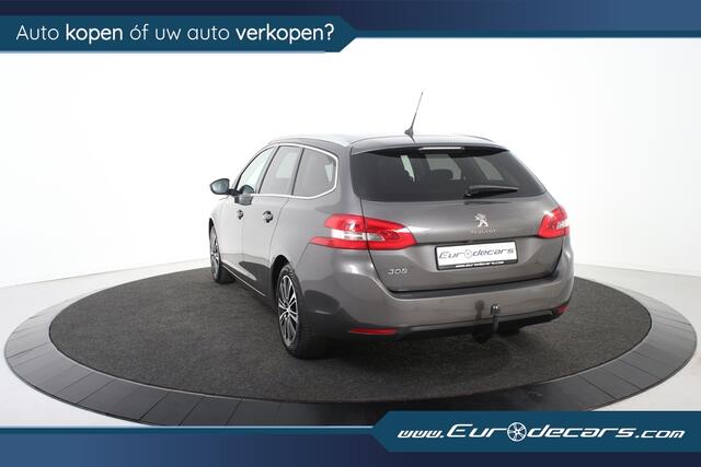 Peugeot 308 SW 1.2 PureTech Allure *1ste Eigenaar*Leer*Navigatie*Trekhaak*