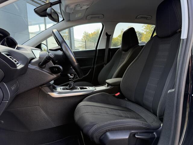 Peugeot 308 1.2 PureTech Allure 1e Eigenaar,131pk,Navi,Camera,Clima,Cruise,PDC V+A,Distributie riem v.v.,6 Bak,APK tot 03-2026